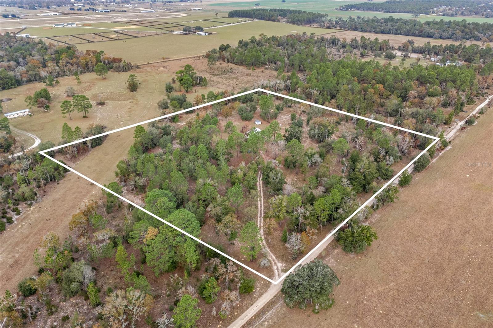 NOT IN A SUBDIVISON - Residential