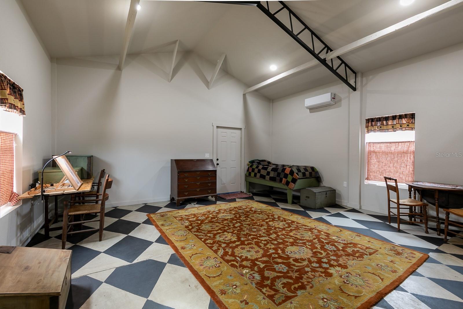 NOT IN A SUBDIVISON - Residential