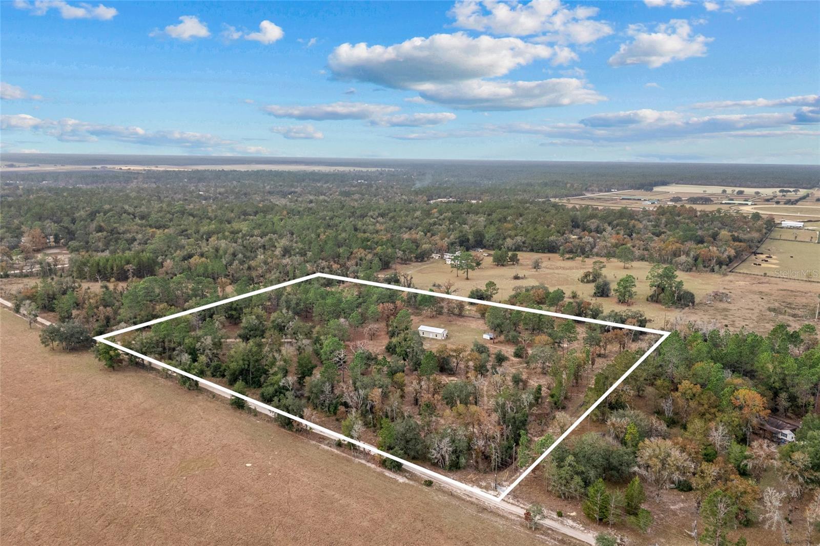 NOT IN A SUBDIVISON - Residential