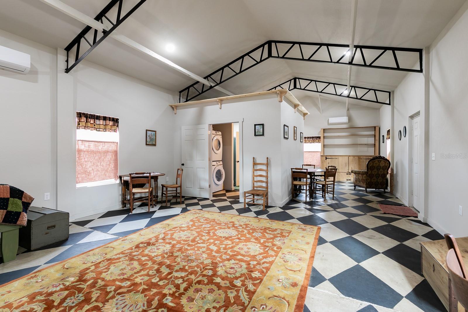 NOT IN A SUBDIVISON - Residential