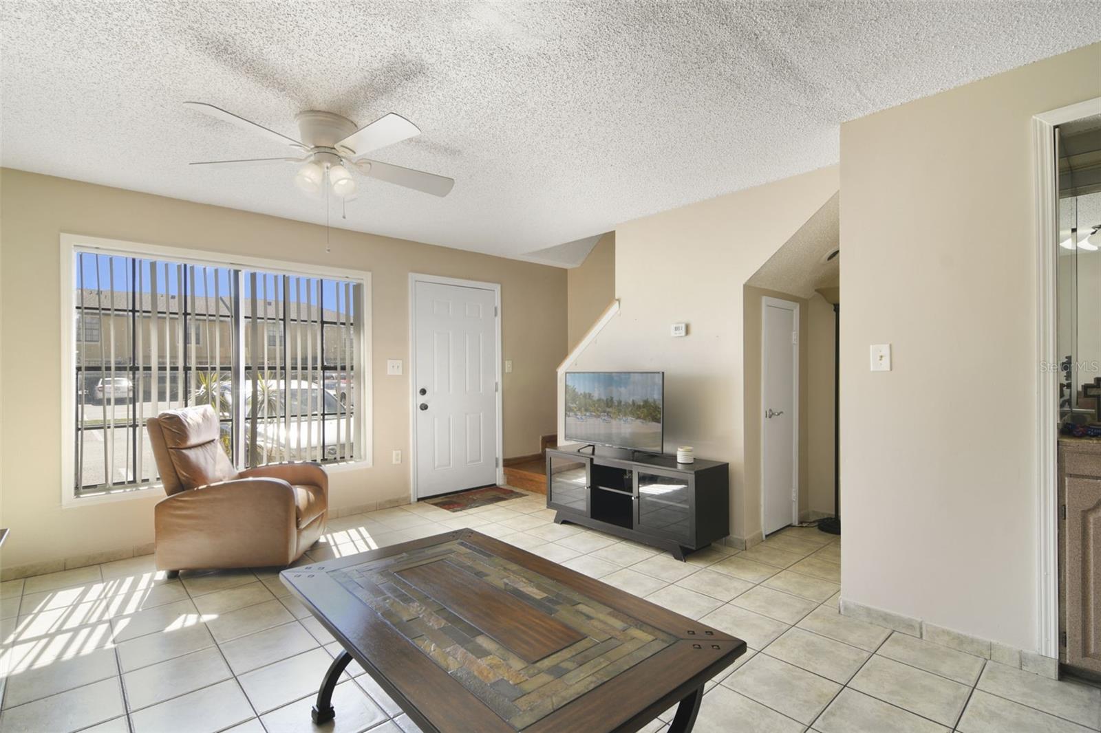 HIDDEN OAKS CONDO PH 02 - Residential