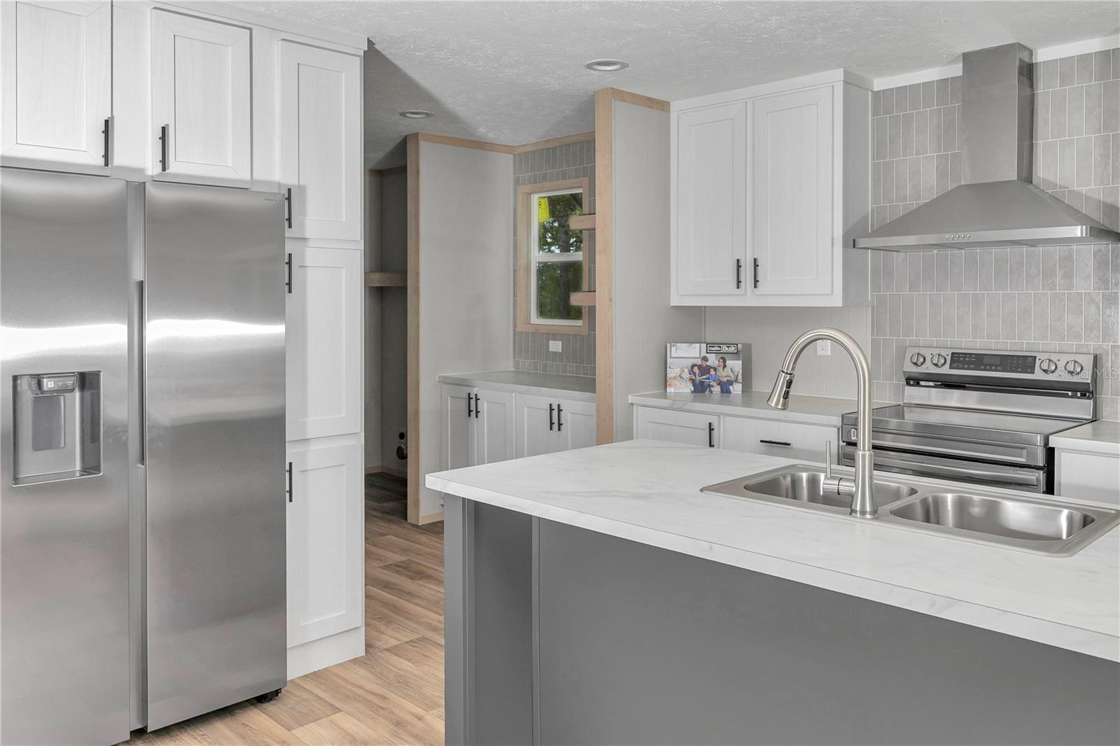 WILLISTON HIGHLANDS - Residential