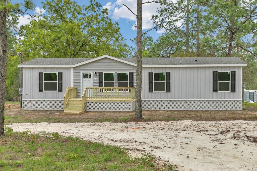 Photo of 1191 NE 124th Terrace, Williston, FL 32696 (MLS # OM722575)