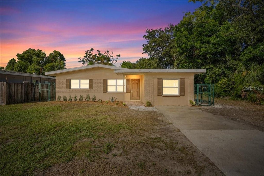 Photo of 711 14th Street, Palm Harbor, FL 34683 (MLS # TB8560608)