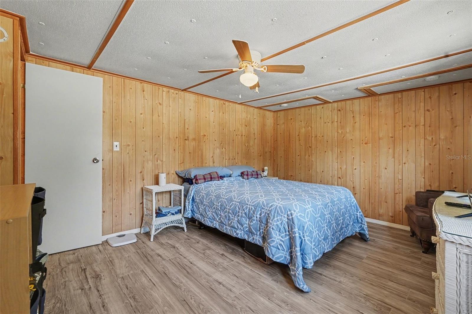 ZEPHYRHILLS COLONY CO - Residential Lease