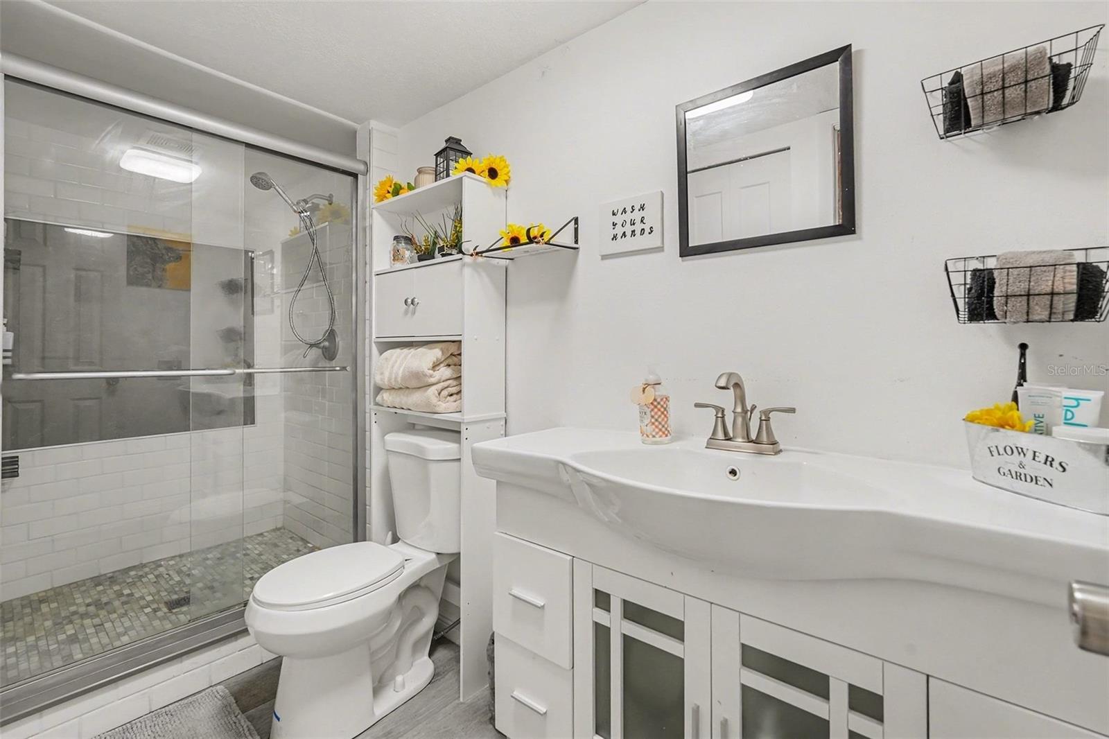 ZEPHYRHILLS COLONY CO - Residential Lease