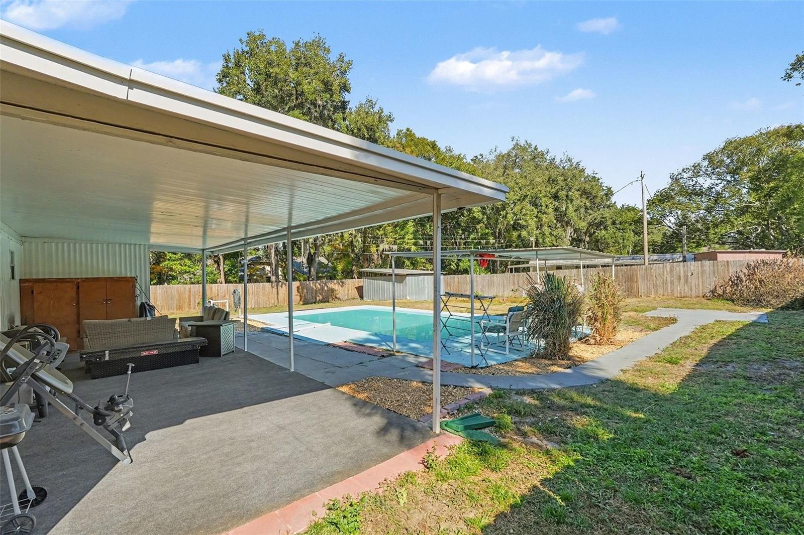 ZEPHYRHILLS COLONY CO - Residential Lease
