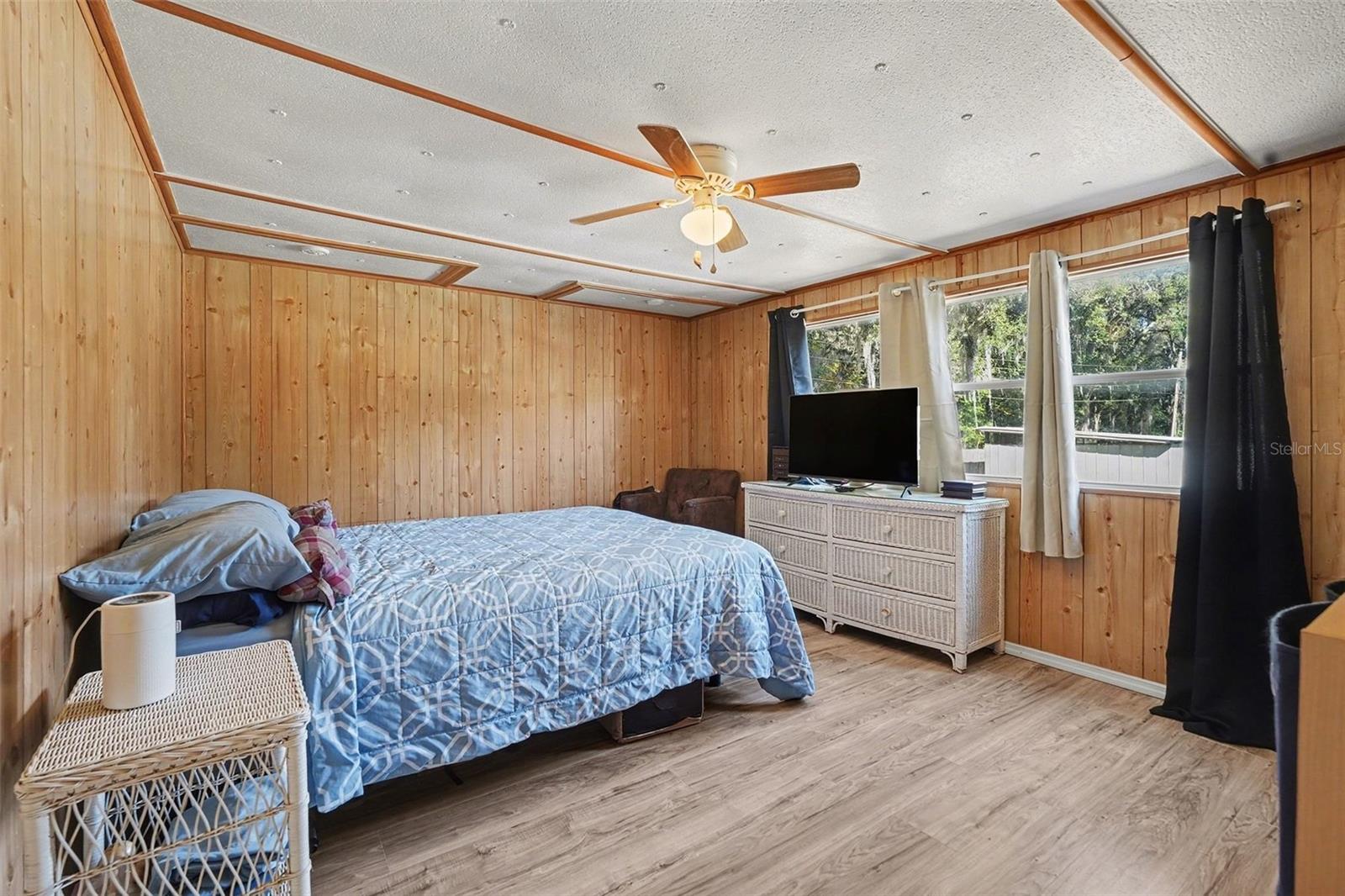 ZEPHYRHILLS COLONY CO - Residential Lease