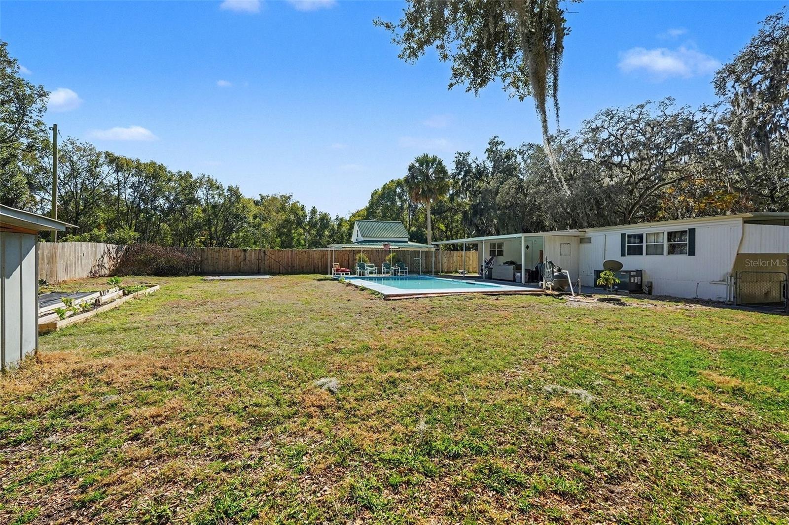 ZEPHYRHILLS COLONY CO - Residential Lease