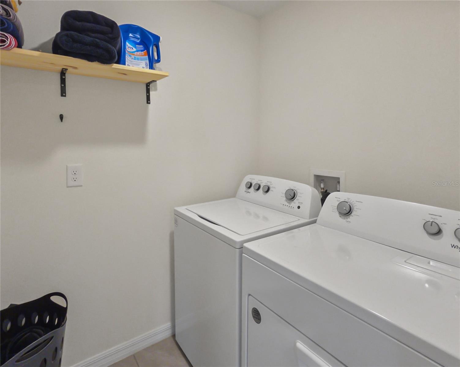 DEER PATH NORTH PH 2 - Residential Lease