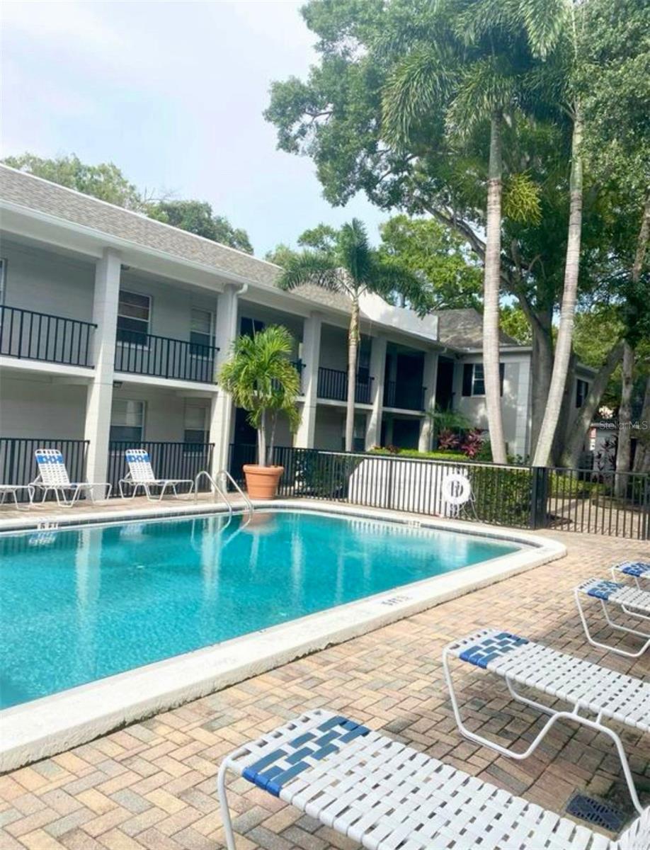 BAYSHORE LANDINGS A CONDOMINIU - Residential