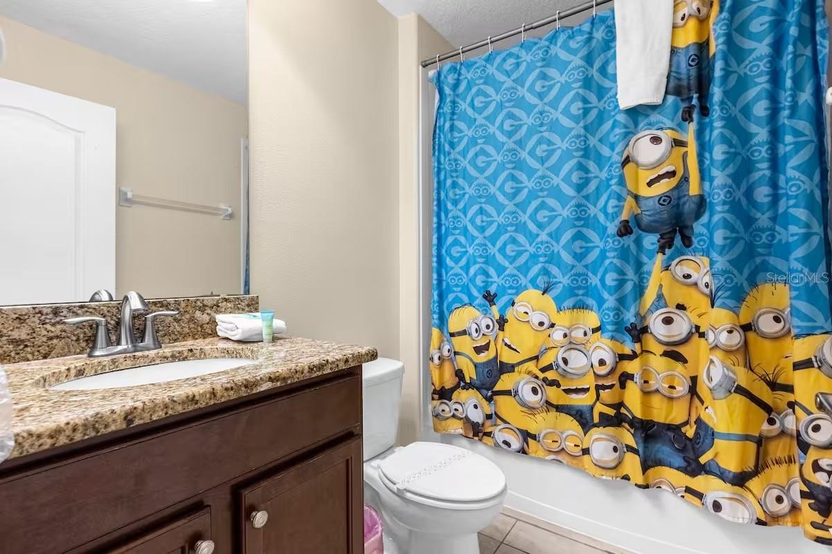 PARADISE PALMS RESORT PH 4 - Residential Lease