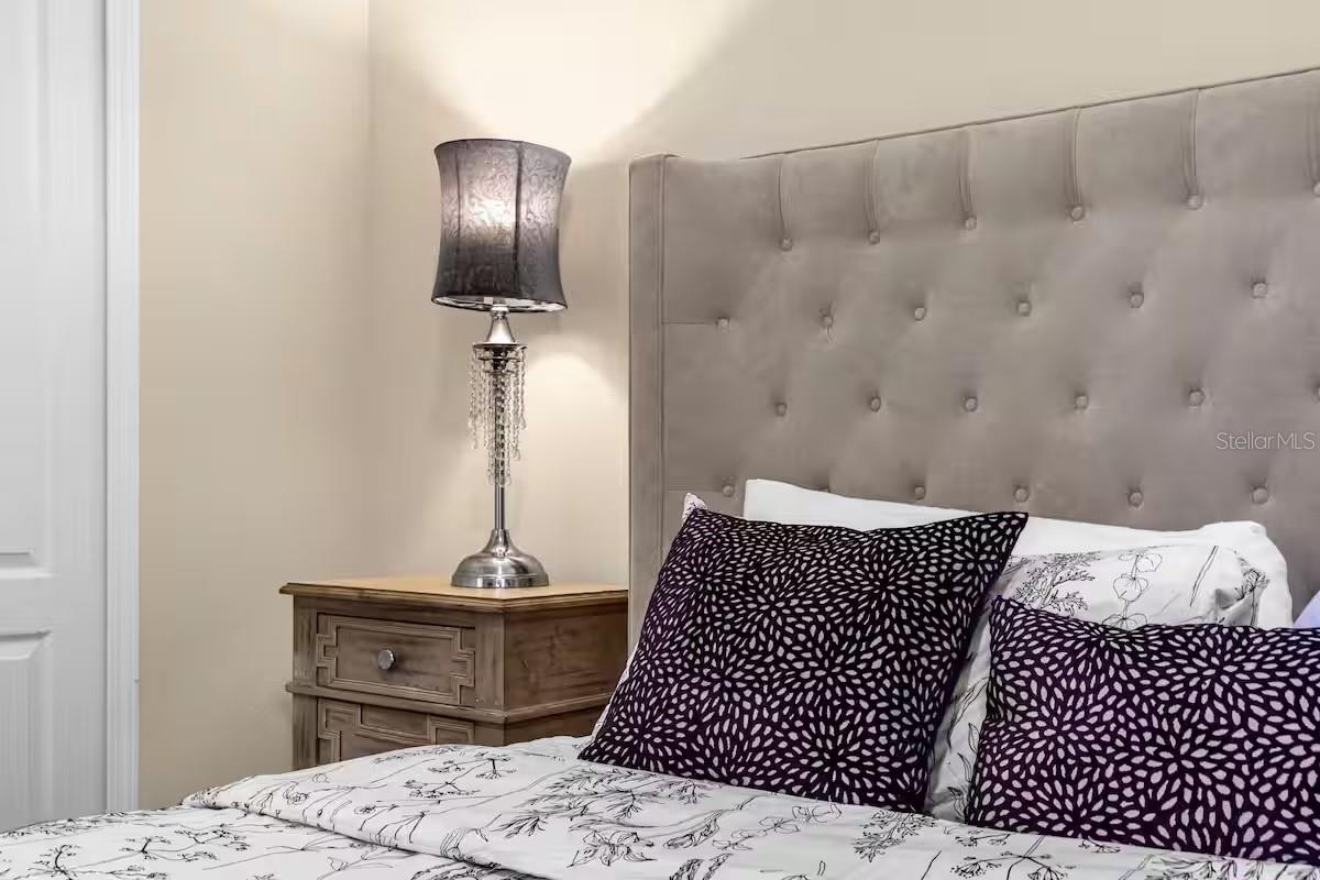 PARADISE PALMS RESORT PH 4 - Residential Lease