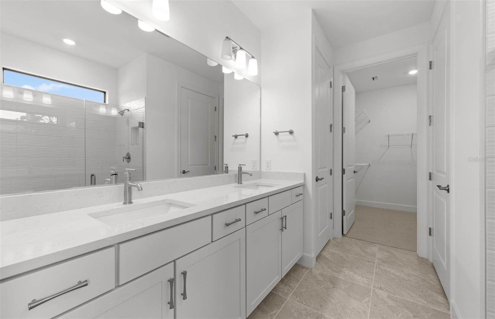 ARBOR OAKS AT THE WOODLANDS - Residential