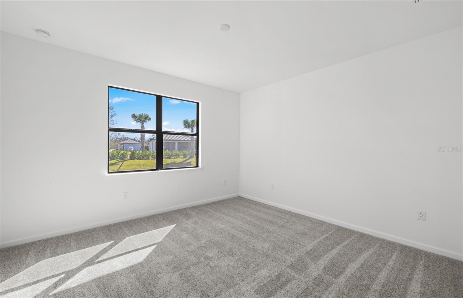 ARBOR OAKS AT THE WOODLANDS - Residential