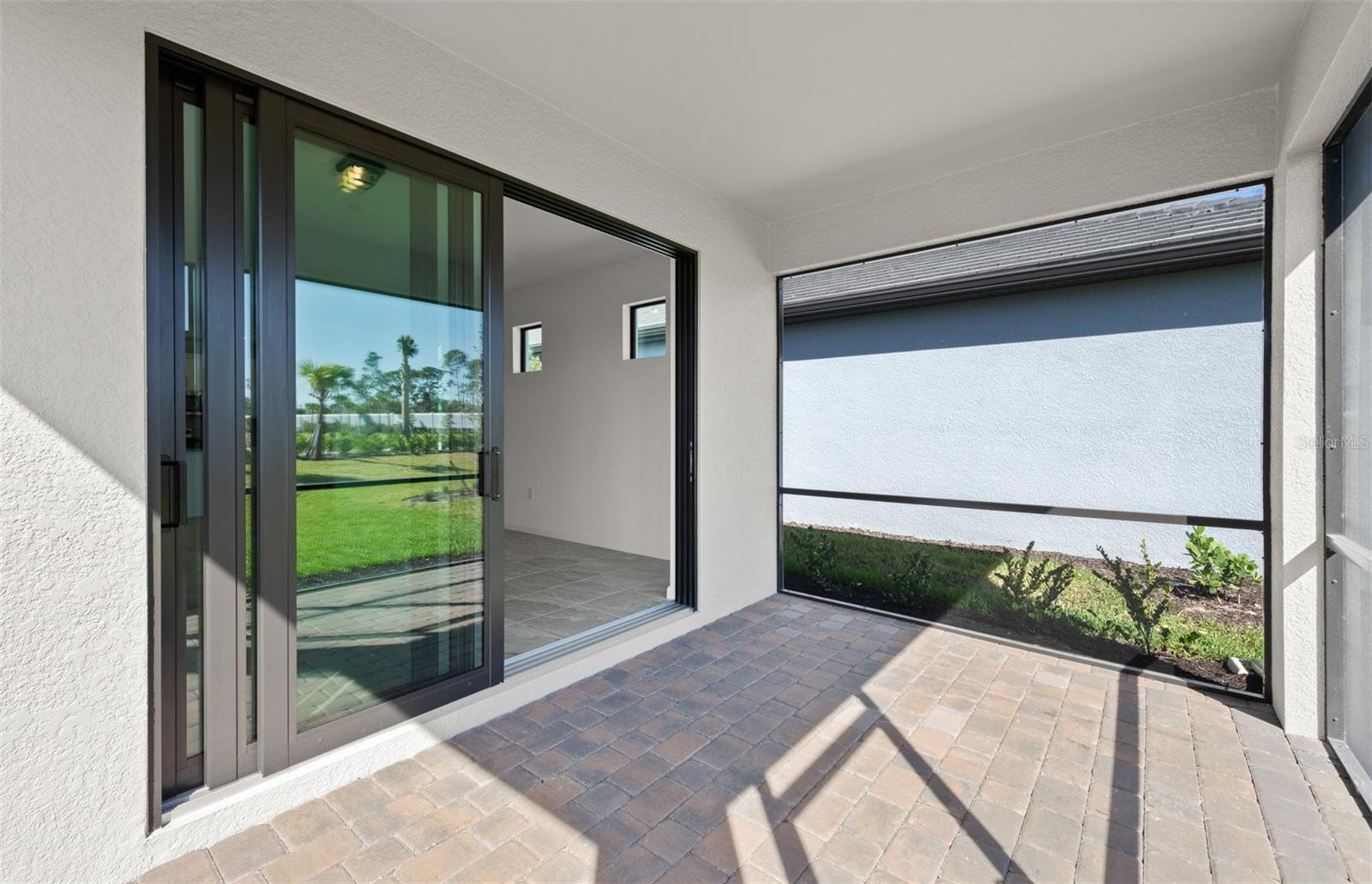 ARBOR OAKS AT THE WOODLANDS - Residential