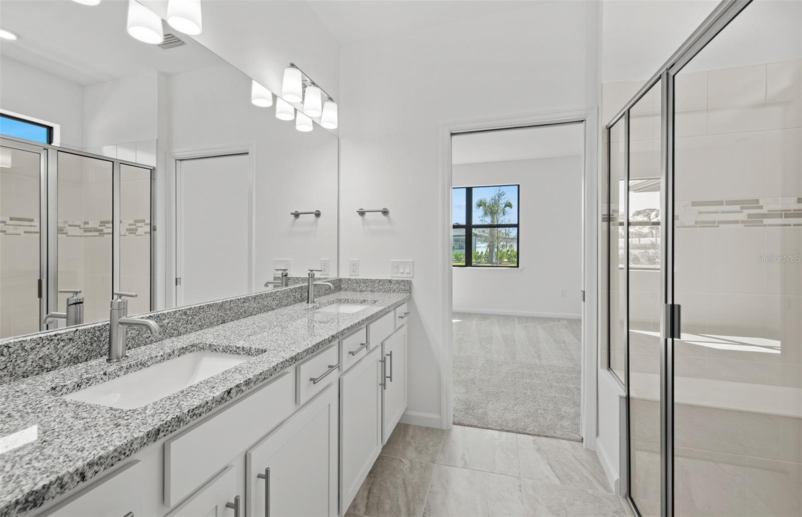 ARBOR OAKS AT THE WOODLANDS - Residential