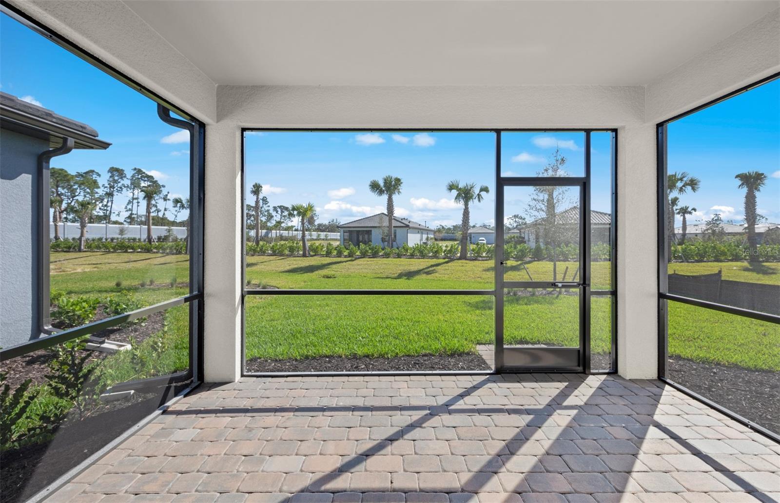 ARBOR OAKS AT THE WOODLANDS - Residential