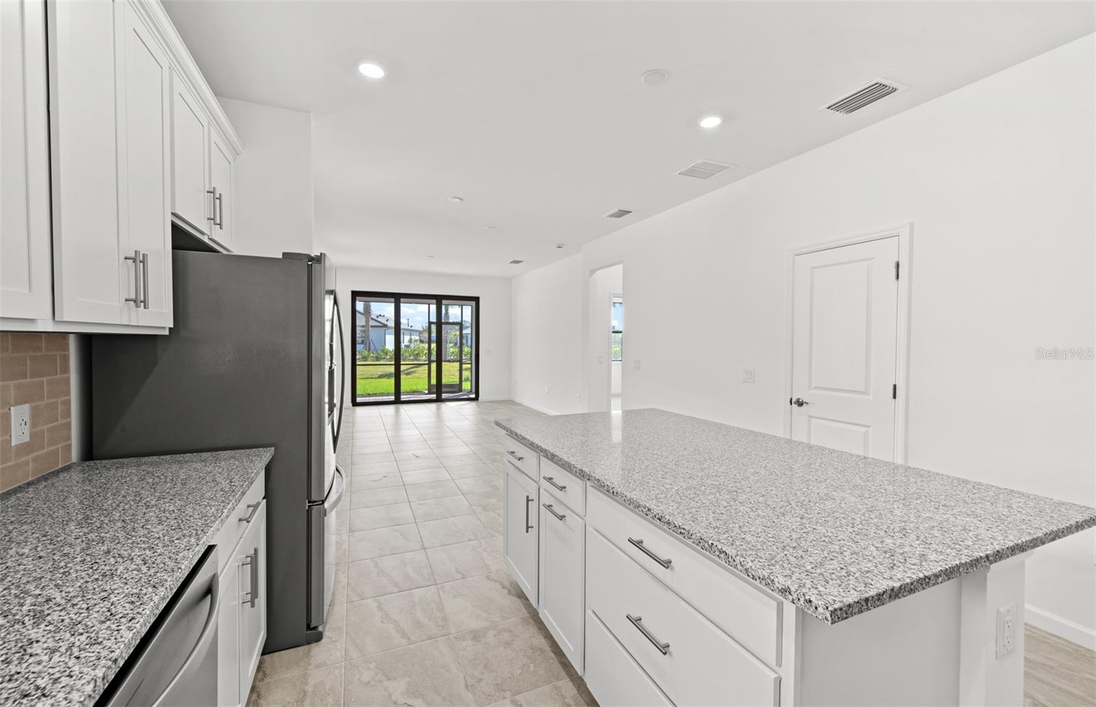 ARBOR OAKS AT THE WOODLANDS - Residential