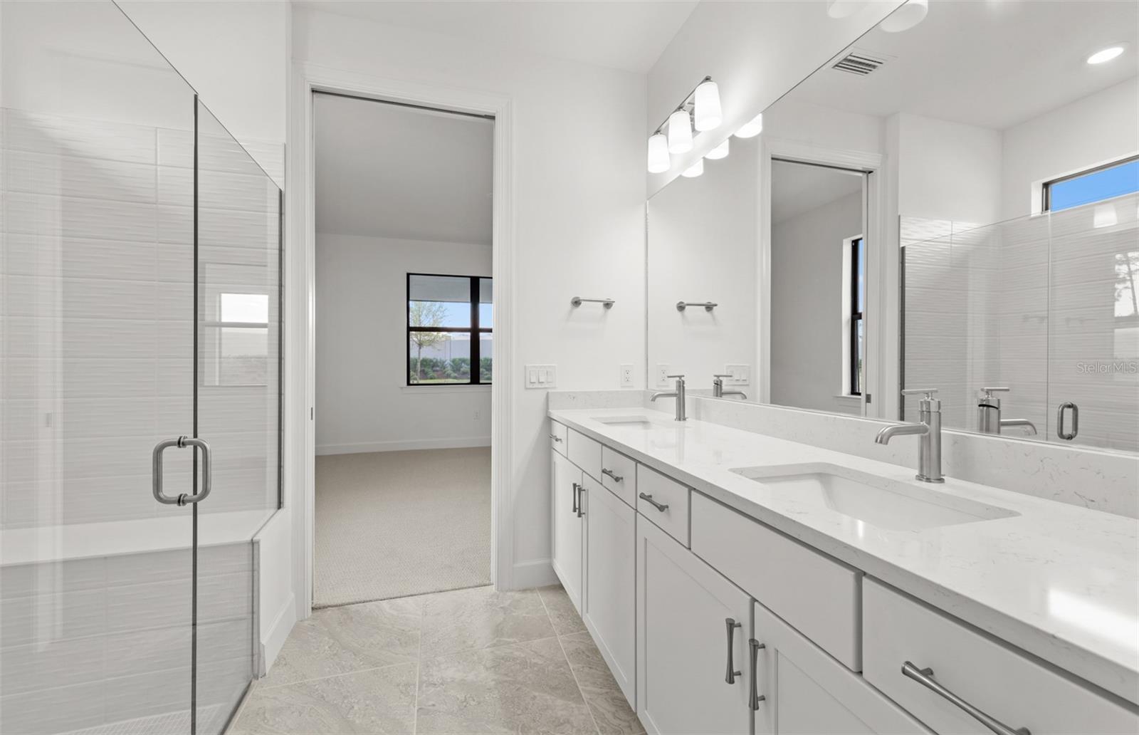 ARBOR OAKS AT THE WOODLANDS - Residential