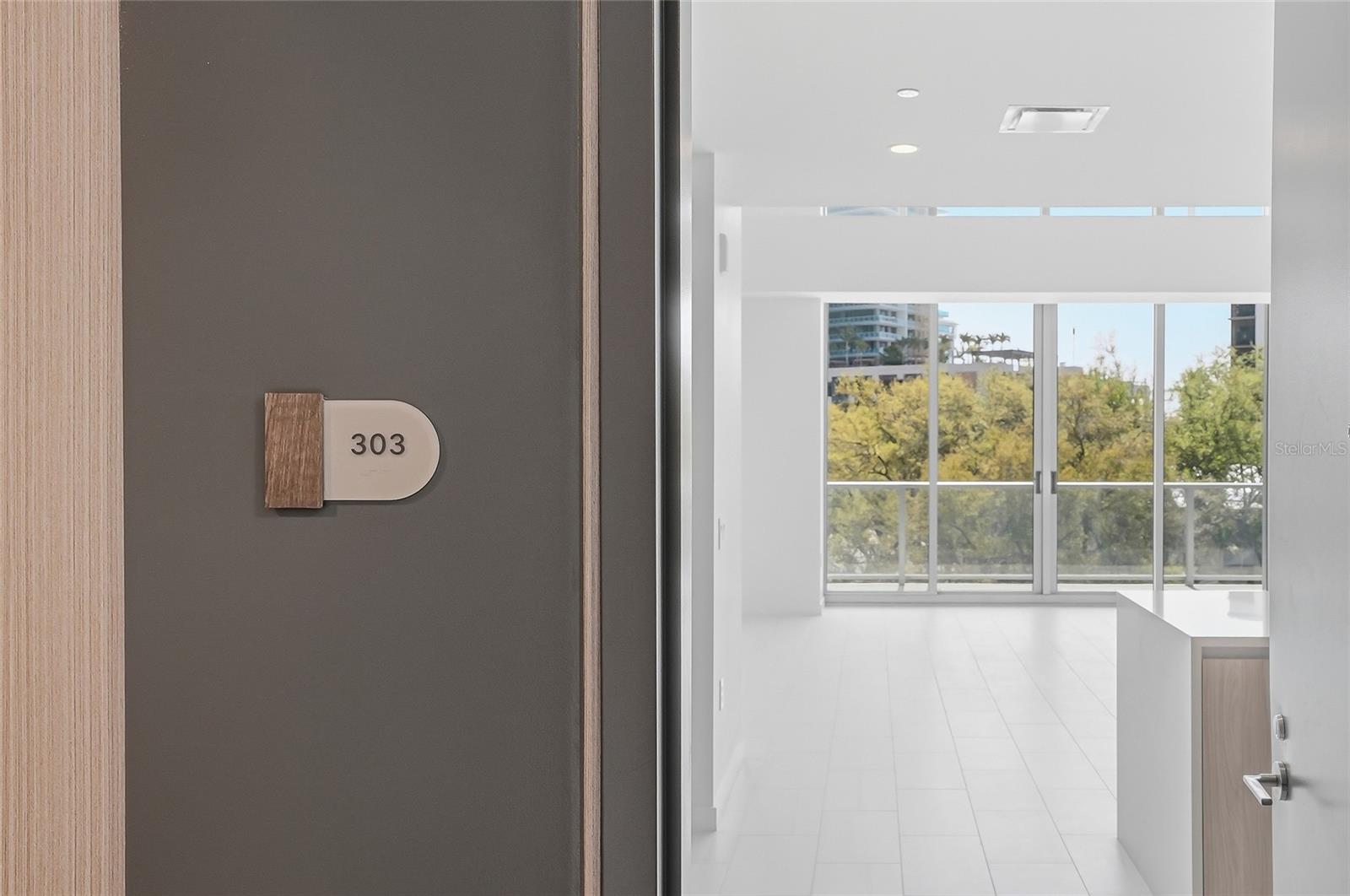 400 CENTRAL - Residential