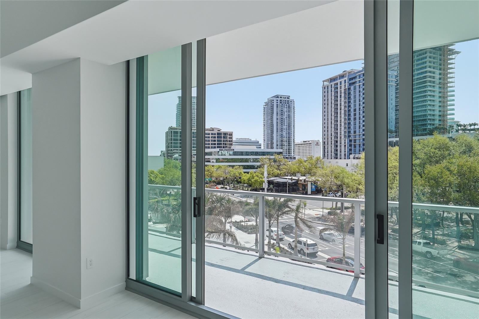 400 CENTRAL - Residential