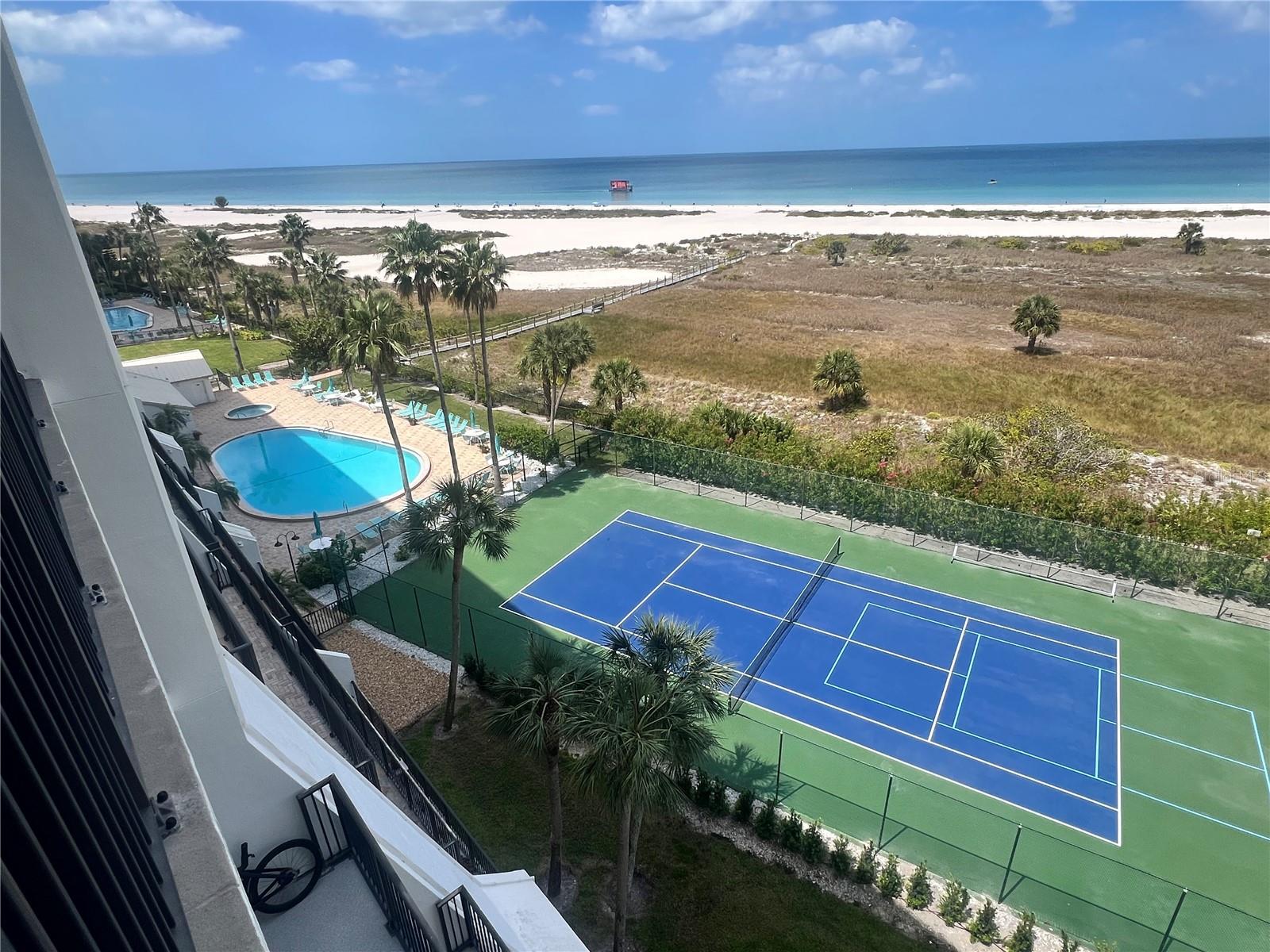 LANDMARK TOWERS 2 - Residential