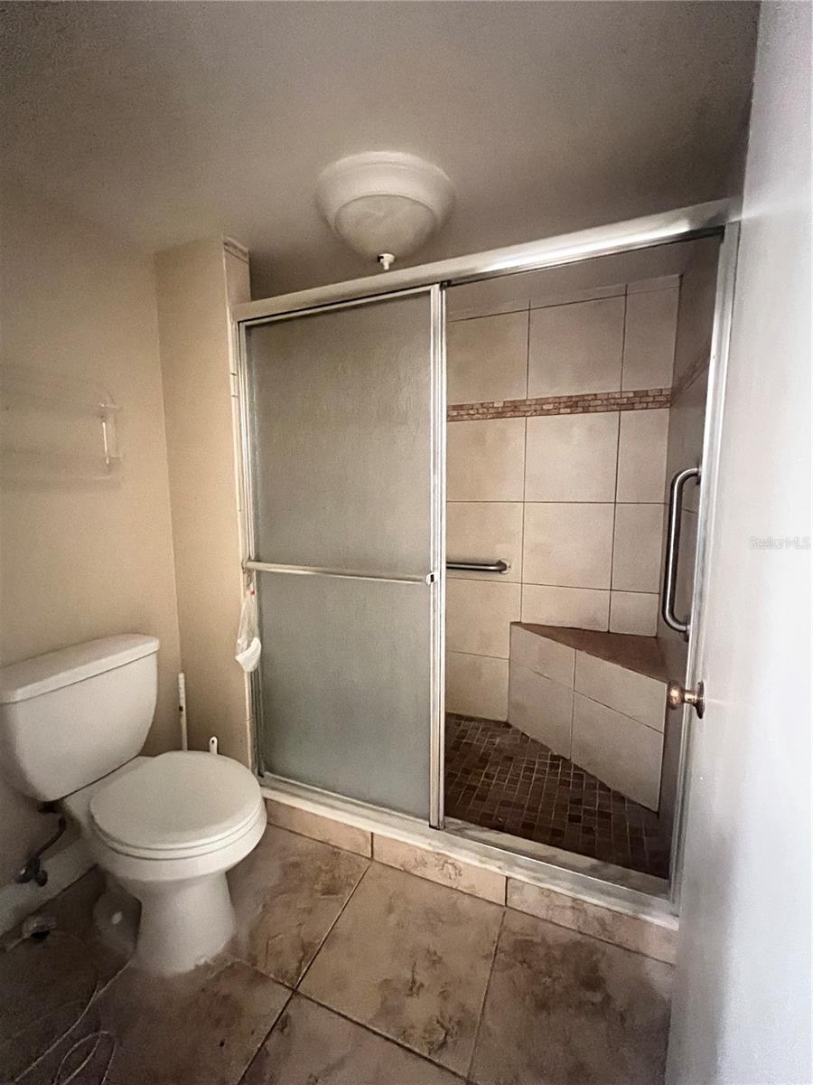 LANDMARK TOWERS 2 - Residential