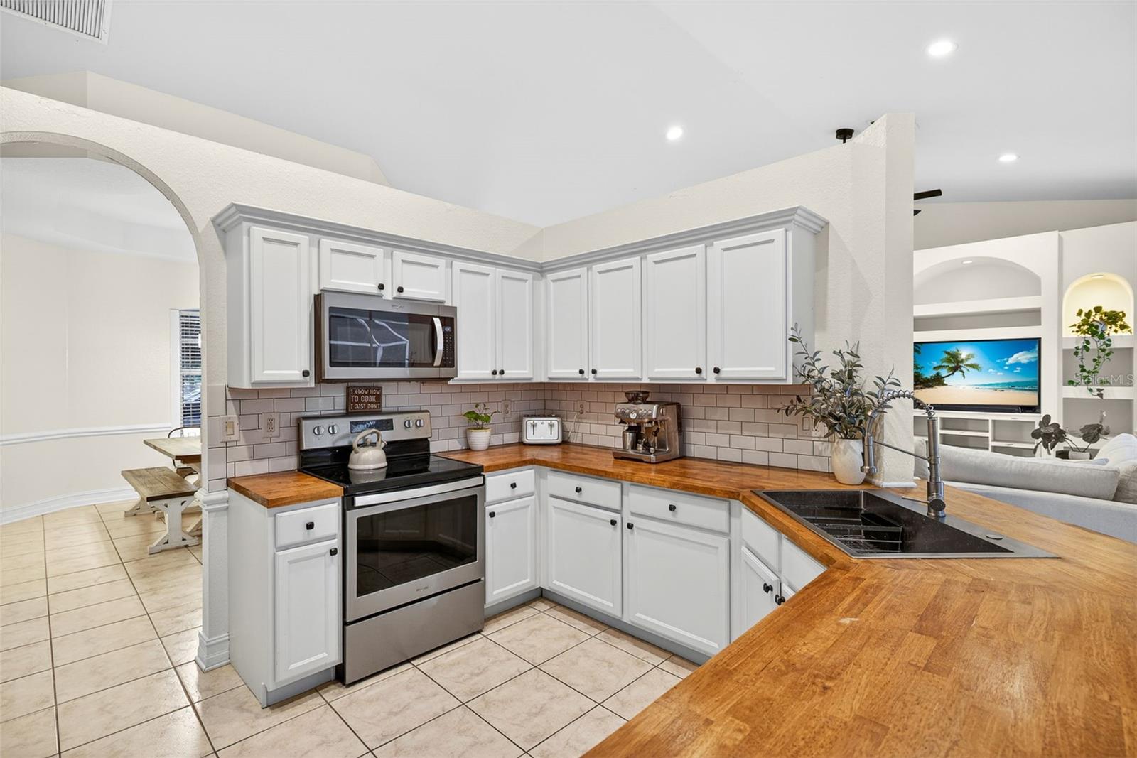 GOLDEN GATE ESTATE UNIT 30 - Residential