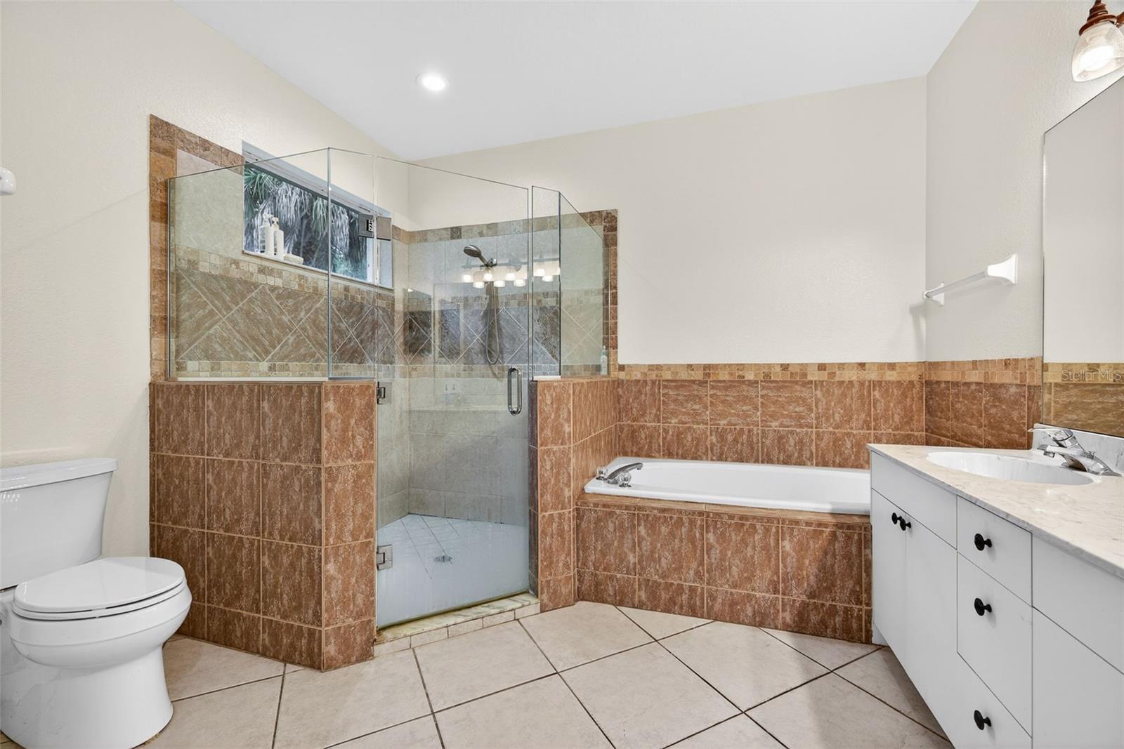 GOLDEN GATE ESTATE UNIT 30 - Residential