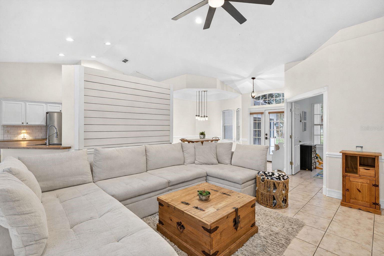 GOLDEN GATE ESTATE UNIT 30 - Residential