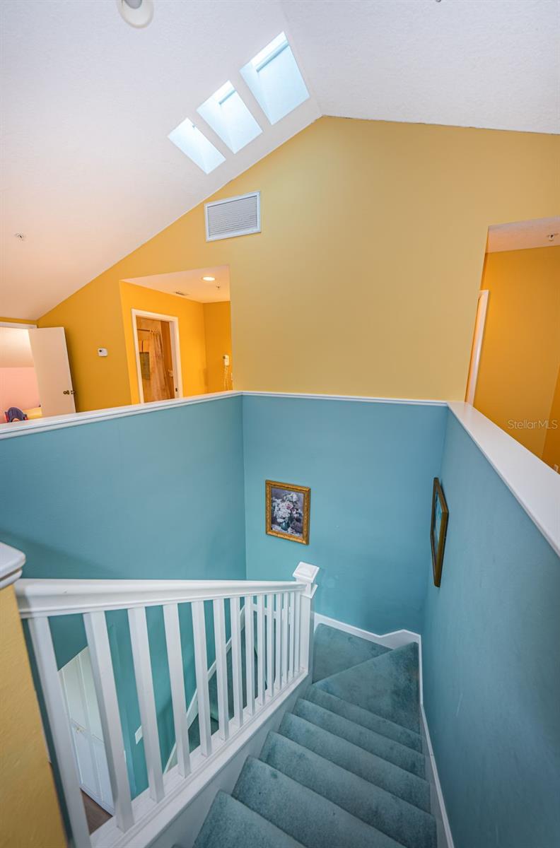 BEACH HOUSE CONDO - Residential