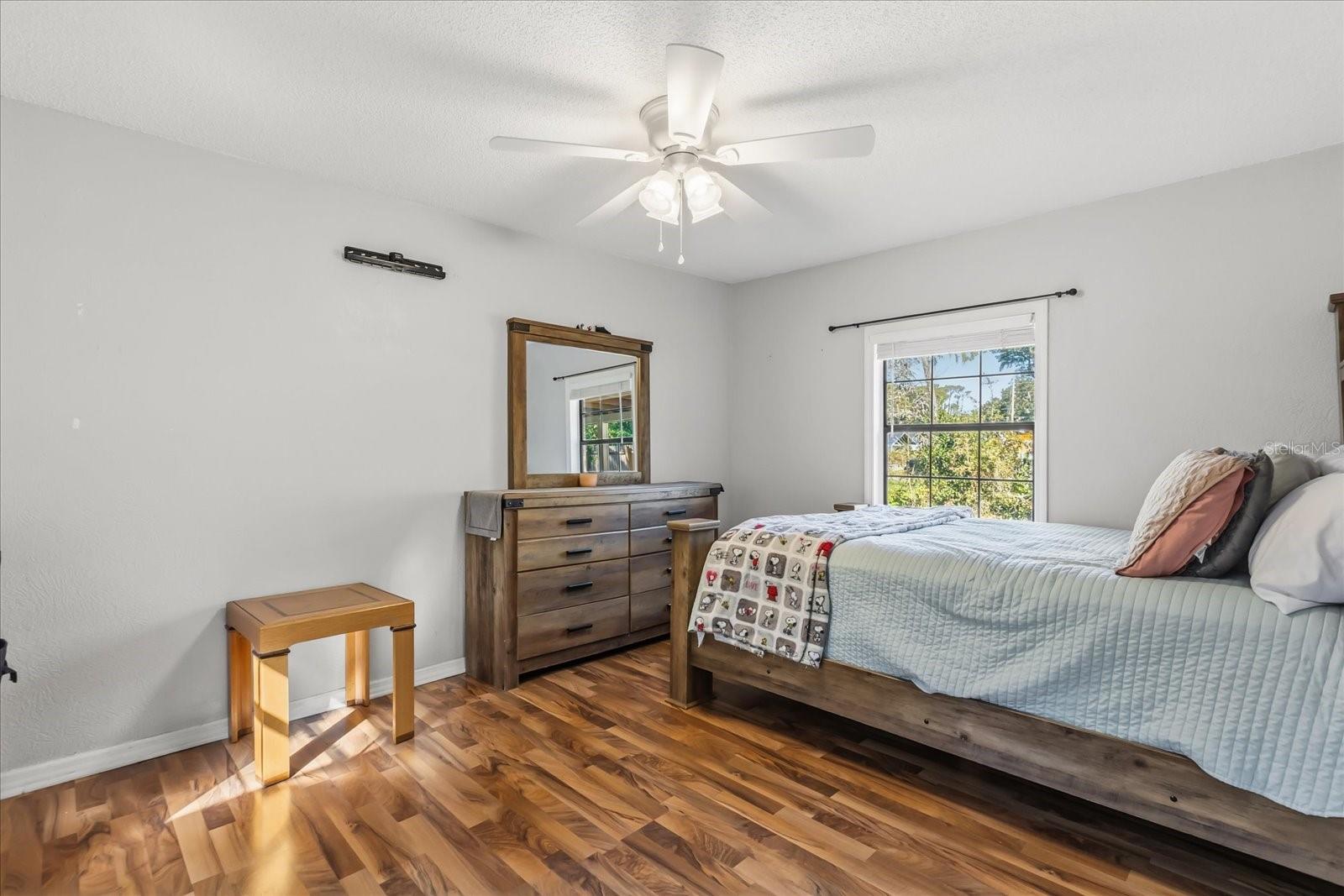 HOME NON SUB - Residential