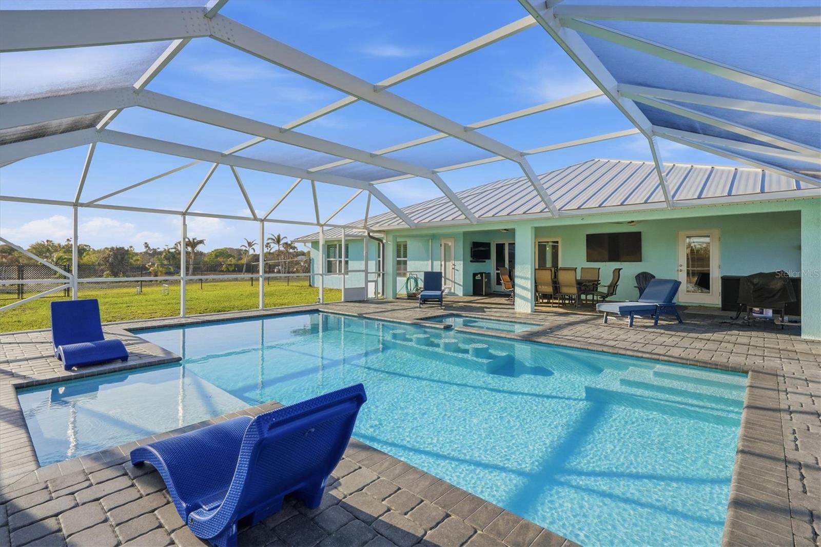 LARA LEE FARMS A OF E - Residential