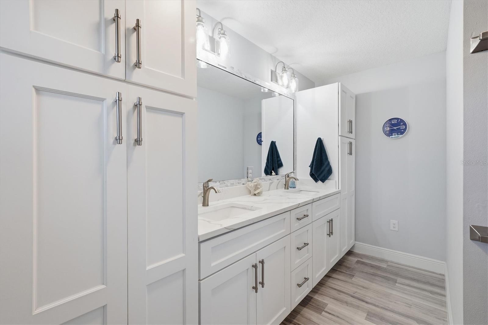 LARA LEE FARMS A OF E - Residential