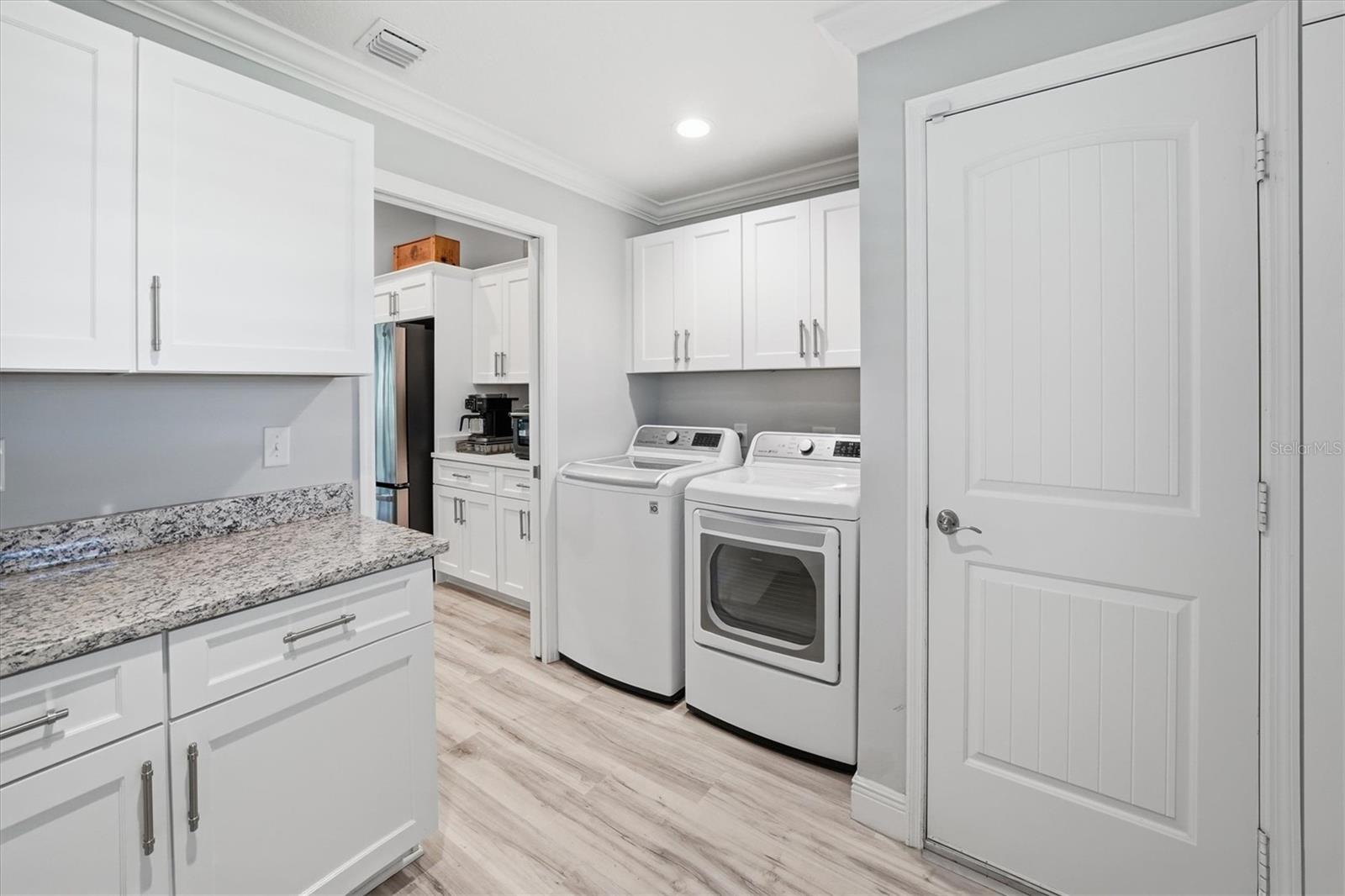 LARA LEE FARMS A OF E - Residential