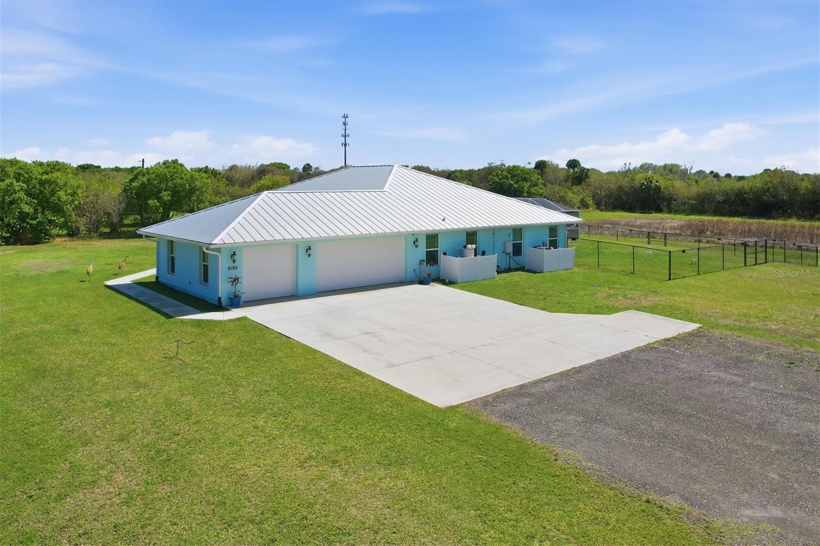 LARA LEE FARMS A OF E - Residential