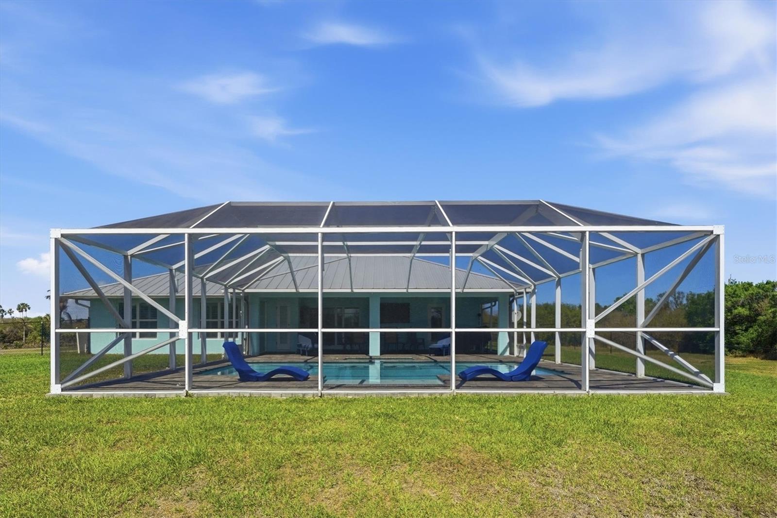 LARA LEE FARMS A OF E - Residential