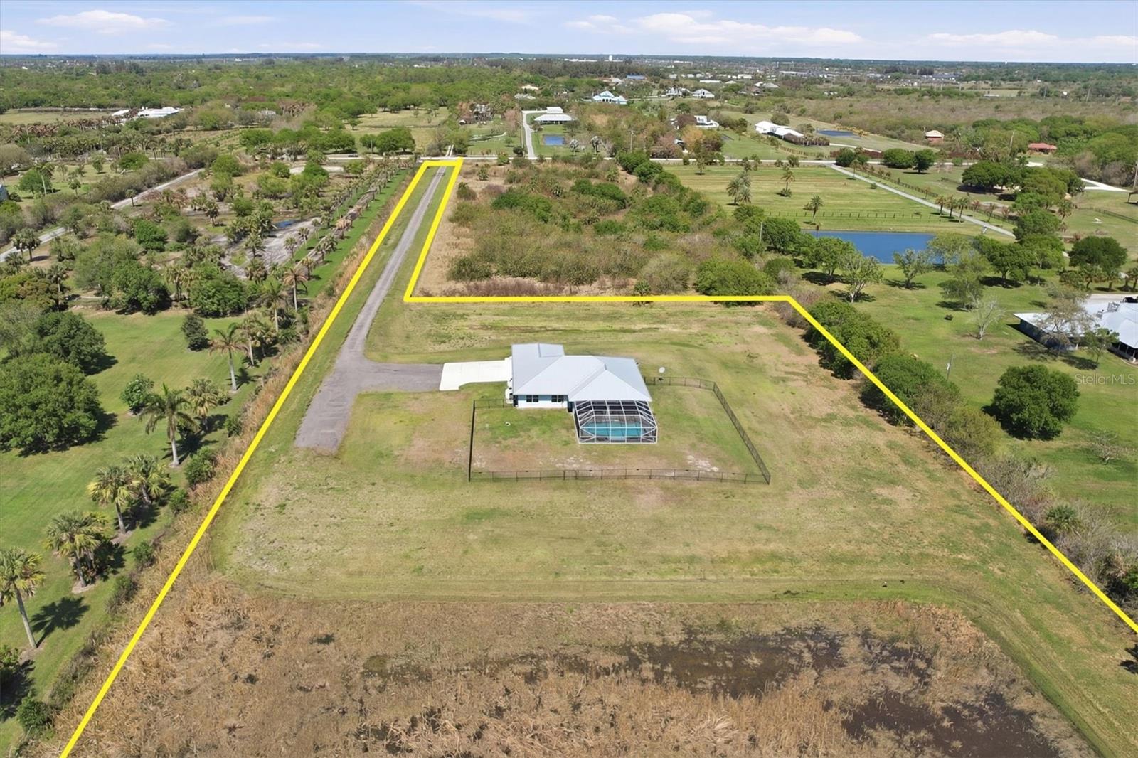 LARA LEE FARMS A OF E - Residential