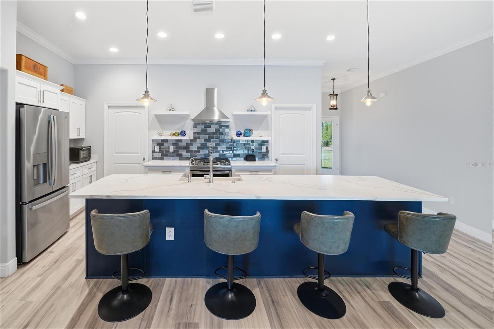 LARA LEE FARMS A OF E - Residential