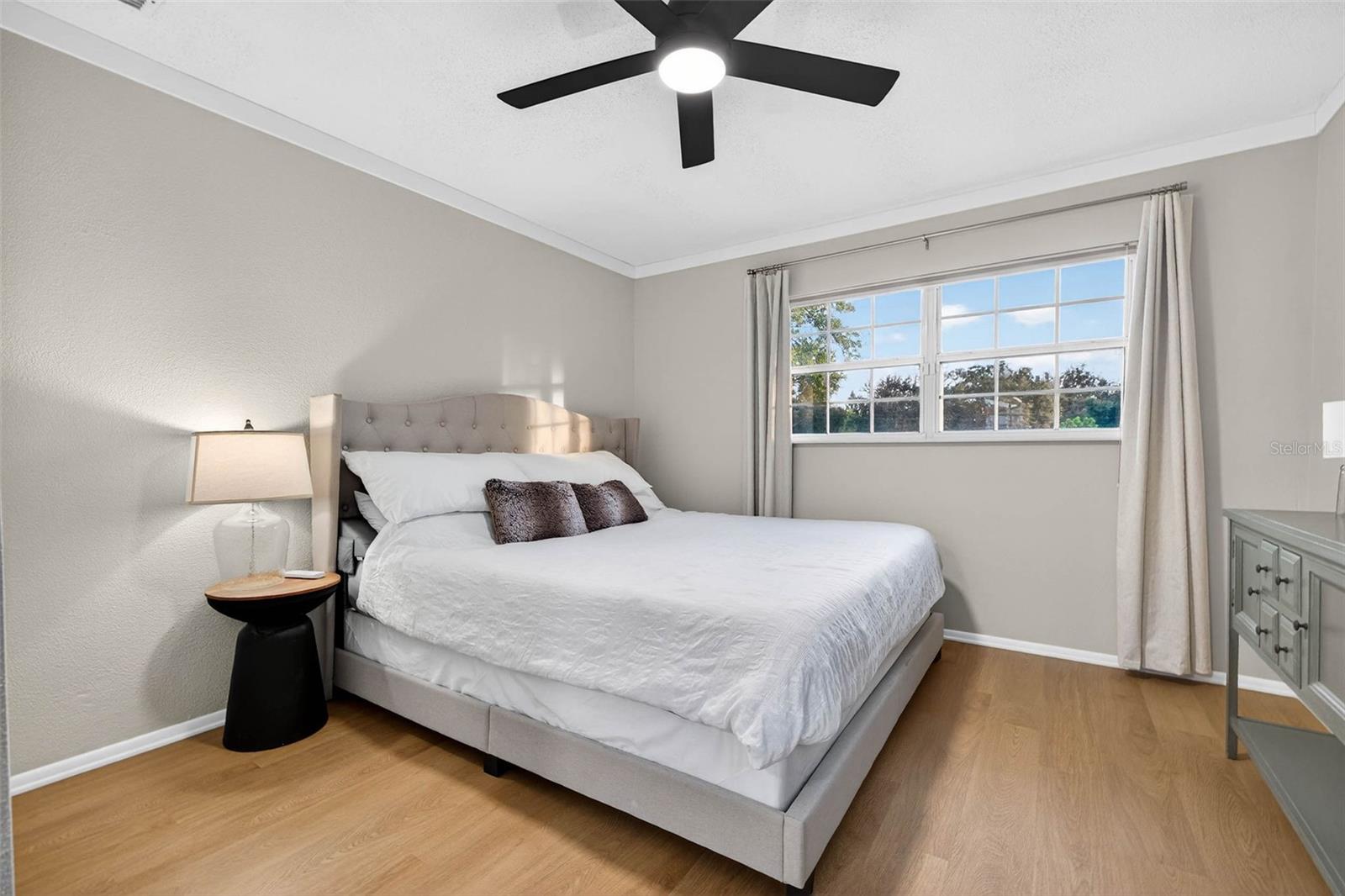 WINSTON PARK - Residential