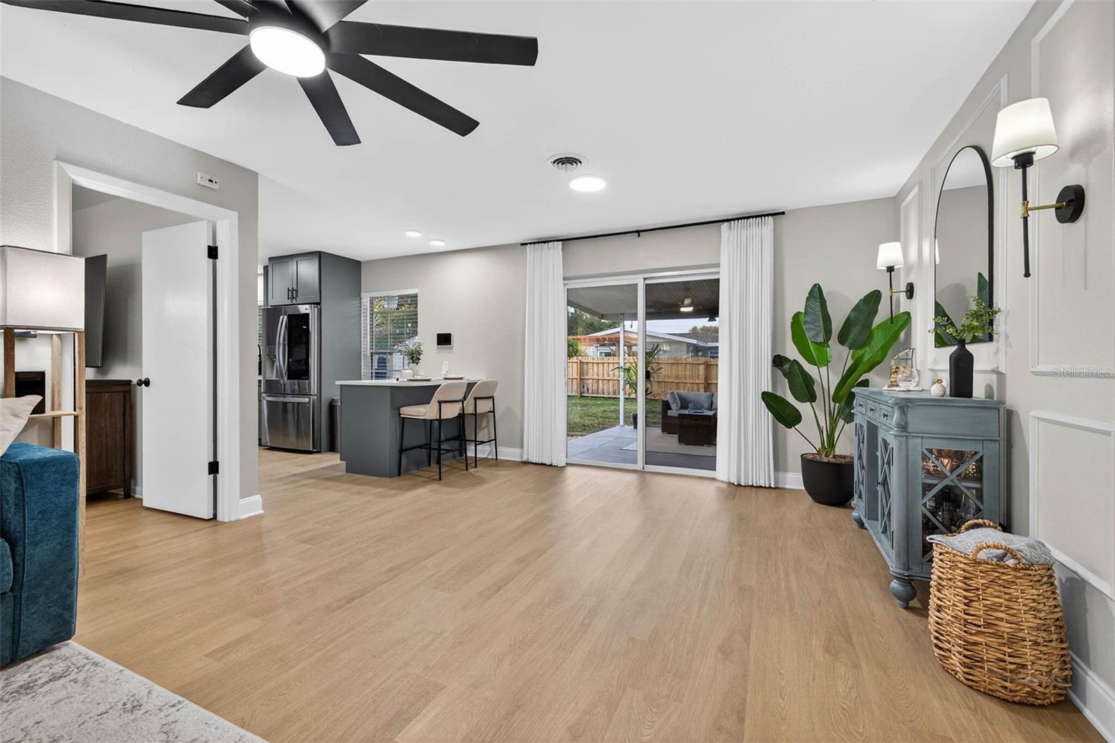 WINSTON PARK - Residential