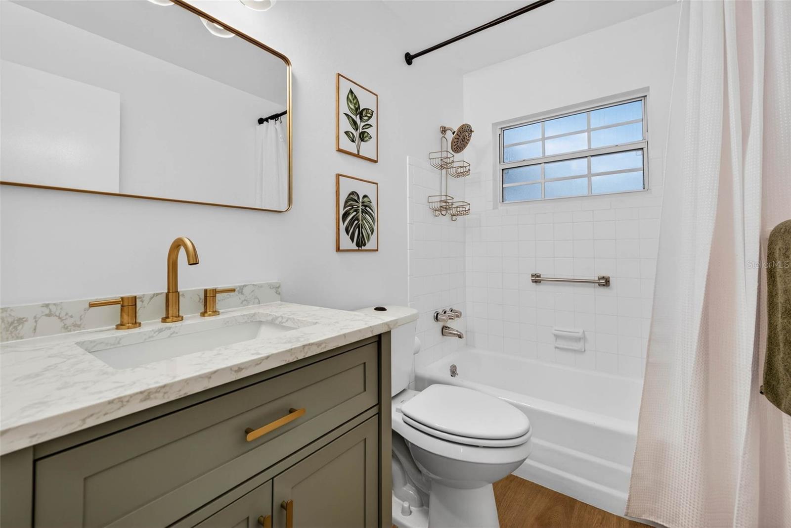 WINSTON PARK - Residential