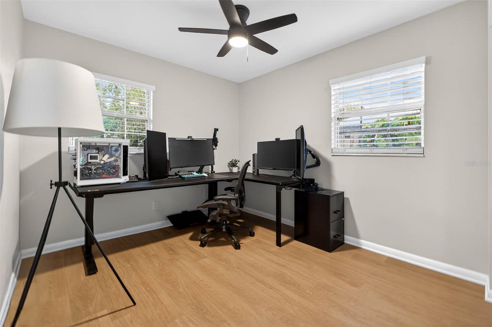 WINSTON PARK - Residential