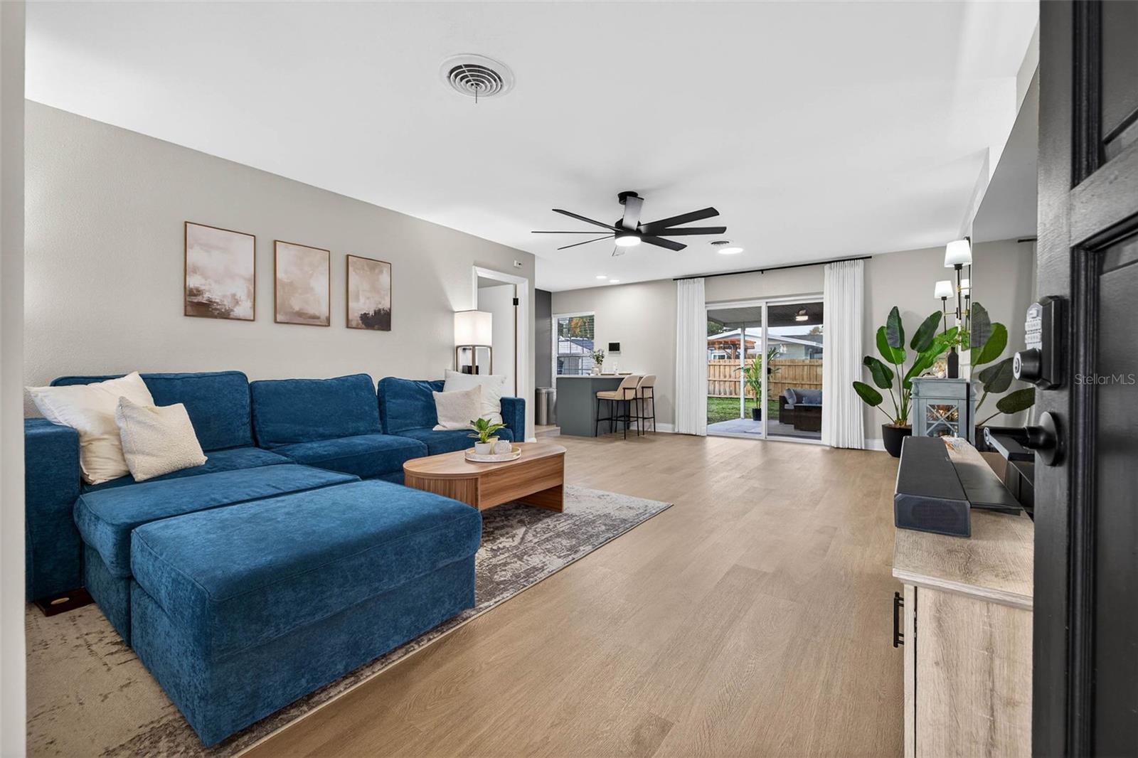 WINSTON PARK - Residential