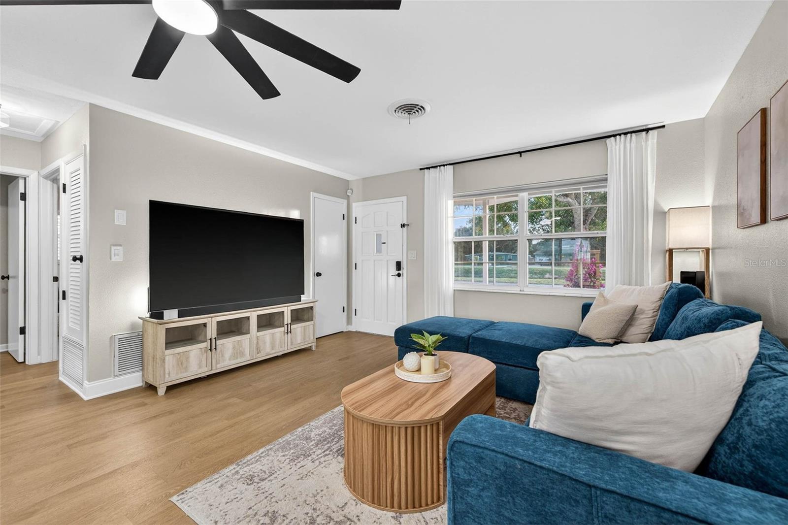 WINSTON PARK - Residential