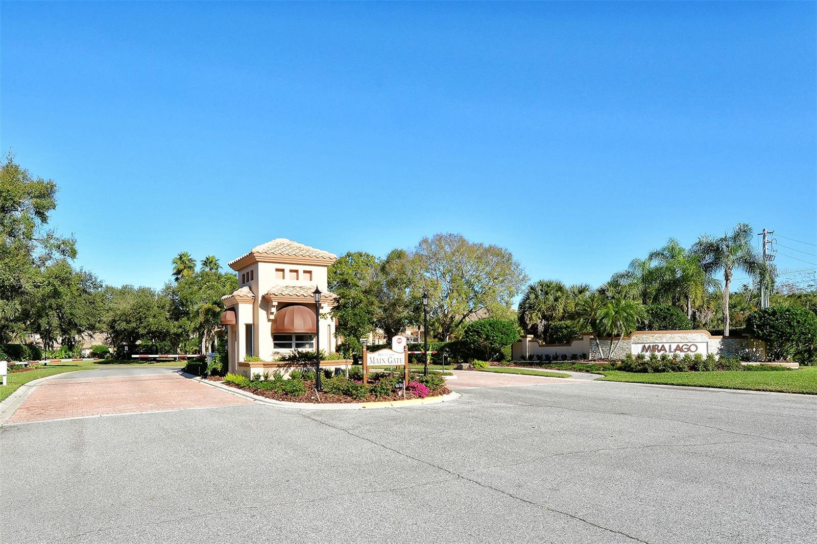 MIRA LAGO AT PALMER RANCH PH 2 - Residential