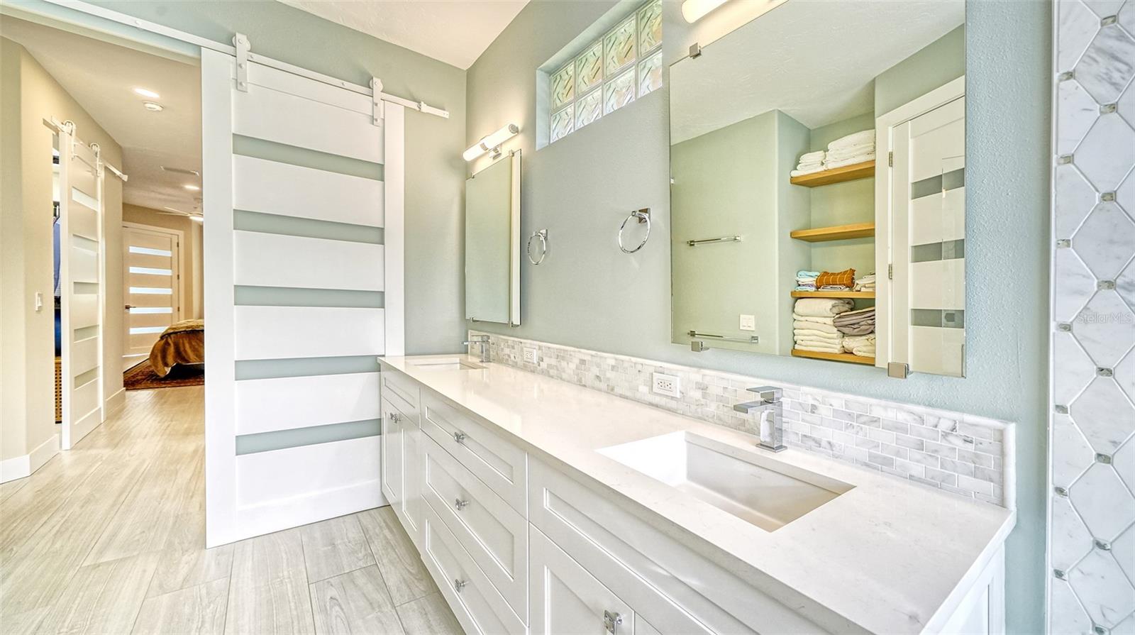 MIRA LAGO AT PALMER RANCH PH 2 - Residential