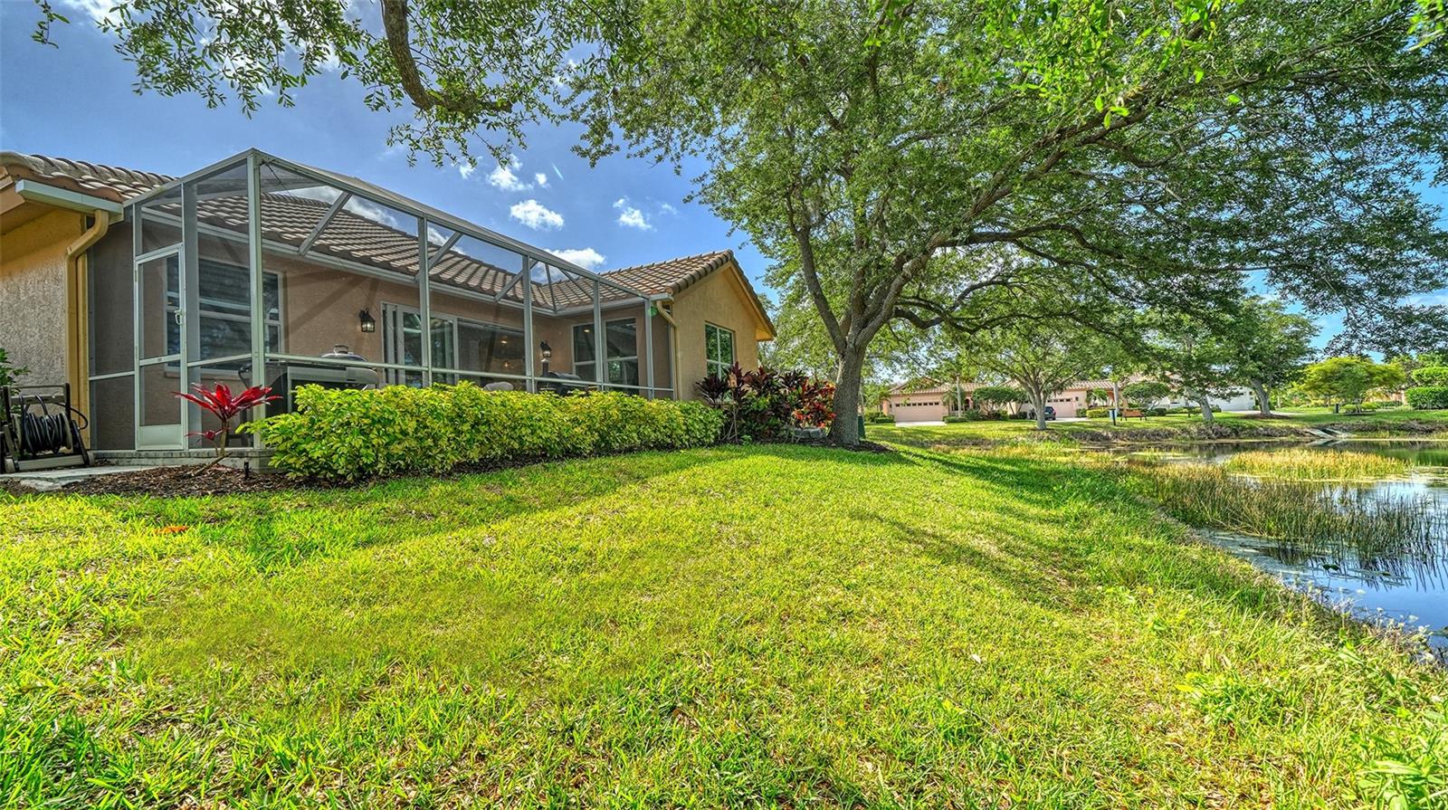 MIRA LAGO AT PALMER RANCH PH 2 - Residential