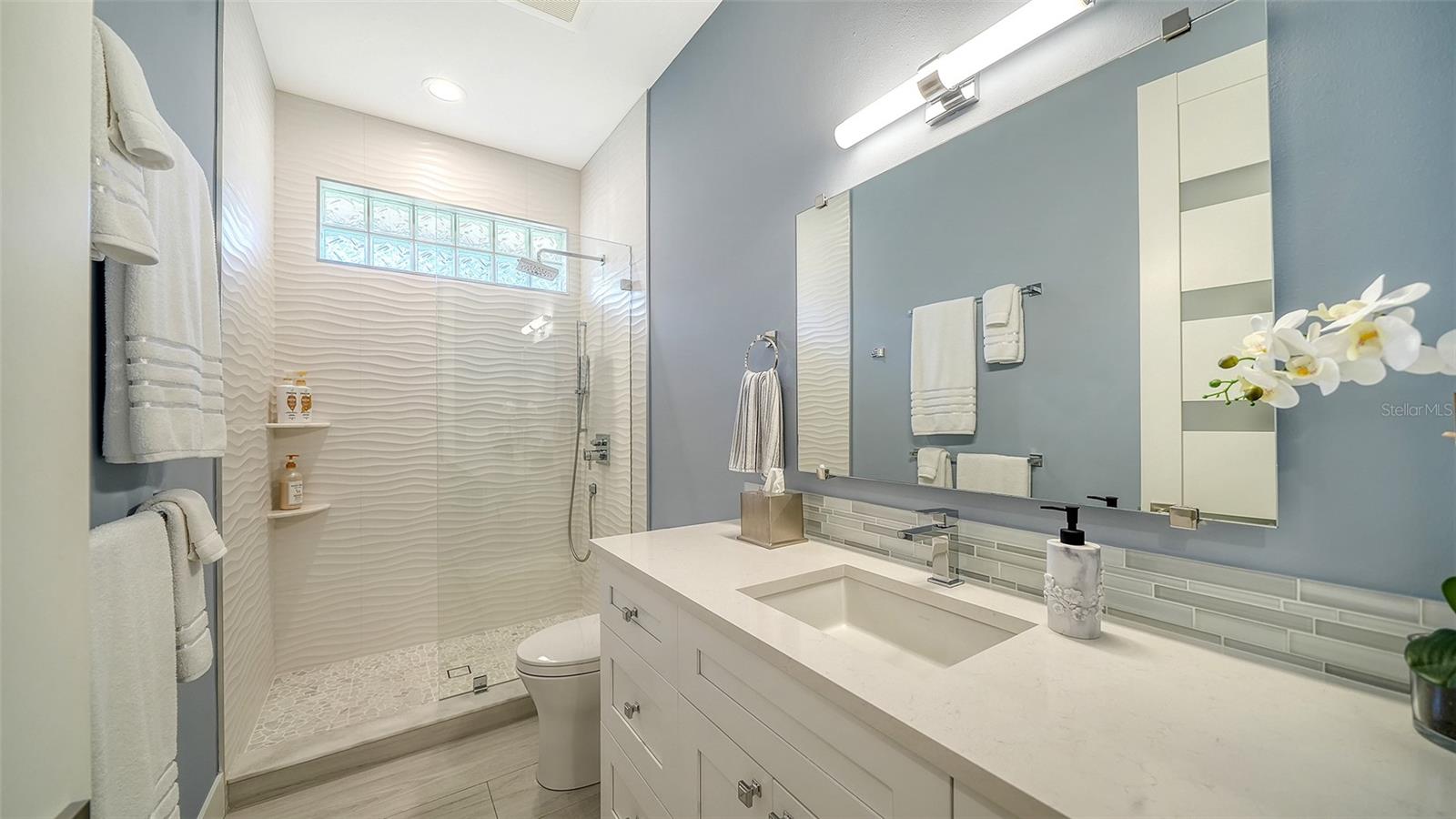 MIRA LAGO AT PALMER RANCH PH 2 - Residential